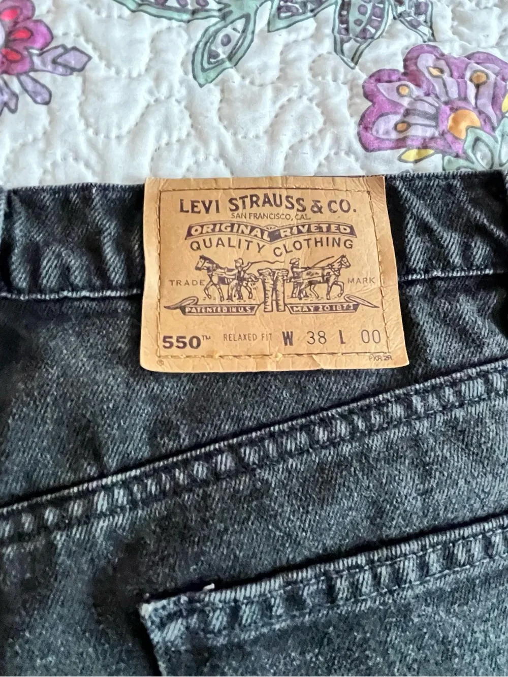 Levis excellent 17